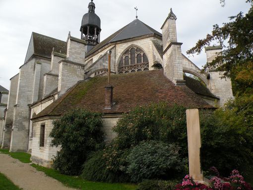  Eglise Saint-Martin-des-Vignes, rue de la Reine Blanche
